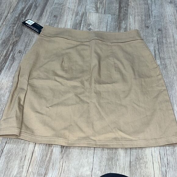 Veronica M. Skirt - Picture 2 of 3